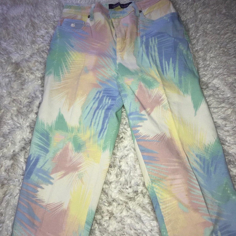 Women’s Cropped Jeans